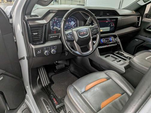 2025 GMC Sierra 3500 AT4