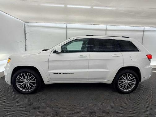 2017 Jeep Grand Cherokee Summit