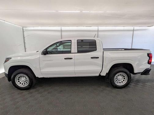 2025 Chevrolet Colorado WT