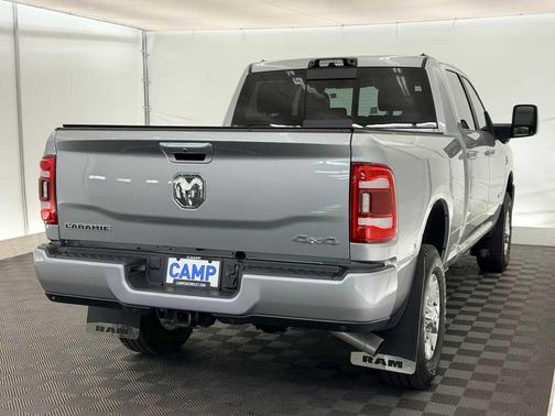 2023 RAM 2500 Laramie Crew Cab 4x4 6'4' Box