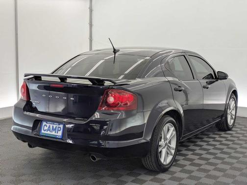 Blackberry Pearlcoat 2011 Dodge Avenger Mainstreet