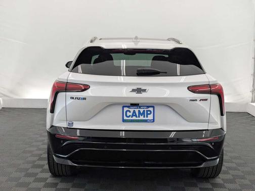 Iridescent Pearl Tricoat 2025 Chevrolet Blazer EV AWD RS