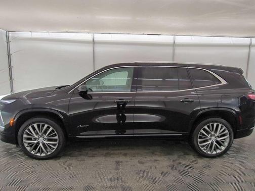 2025 Buick Enclave Avenir AWD