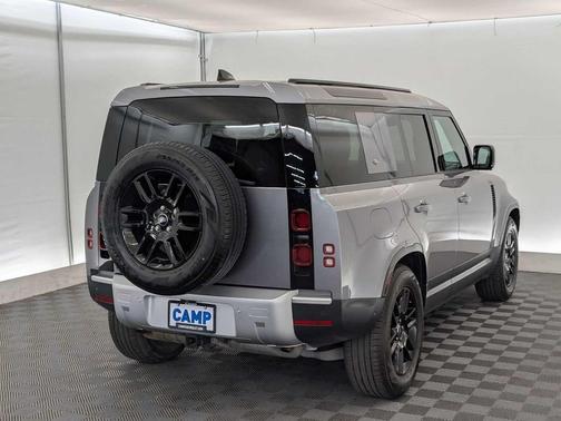 2024 Land Rover Defender 110 P300
