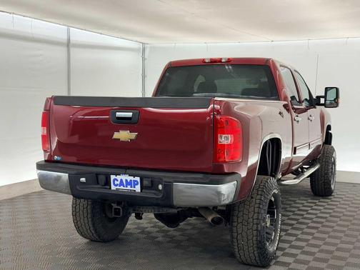 2009 Chevrolet Silverado 2500 LT Crew Cab