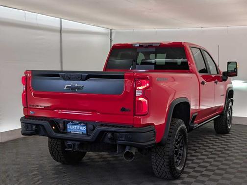 2024 Chevrolet Silverado 2500 4WD Crew Cab Standard Bed ZR2