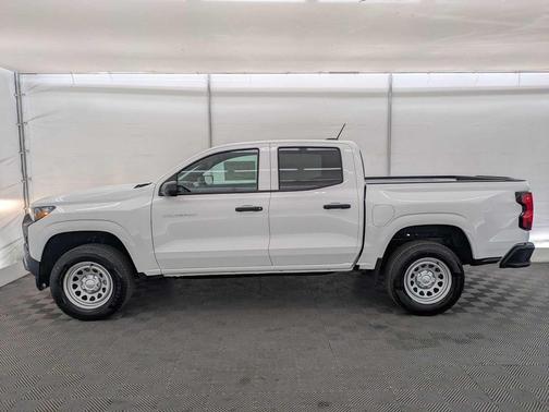 2025 Chevrolet Colorado WT