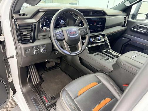 2024 GMC Sierra 3500 AT4