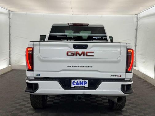 2024 GMC Sierra 3500 AT4