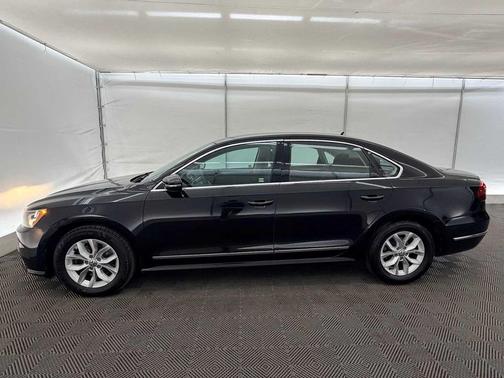 2017 Volkswagen Passat 1.8T S