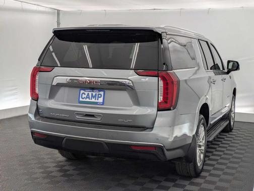 Titanium Rush Metallic 2024 GMC Yukon XL SLT