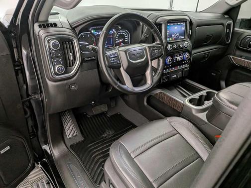 2023 GMC Sierra 2500 Denali