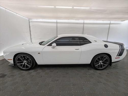 2016 Dodge Challenger R/T Scat Pack