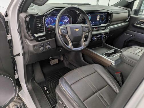 2024 Chevrolet Silverado 3500 High Country