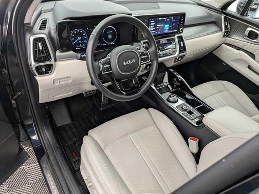 2023 Kia Sorento Plug-In Hybrid SX Prestige