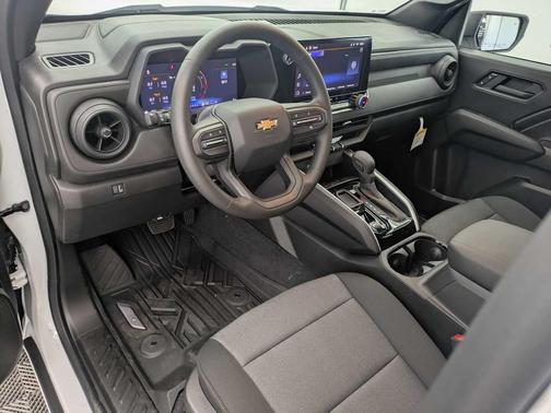 2025 Chevrolet Colorado WT