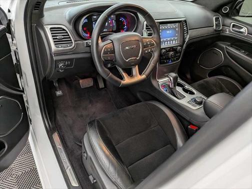 2017 Jeep Grand Cherokee SRT