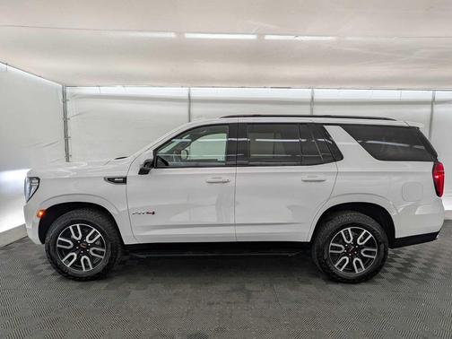 2023 GMC Yukon 4WD AT4