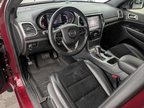 2017 Jeep Grand Cherokee Altitude