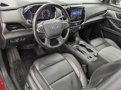 Cajun Red Tintcoat 2020 Chevrolet Traverse RS