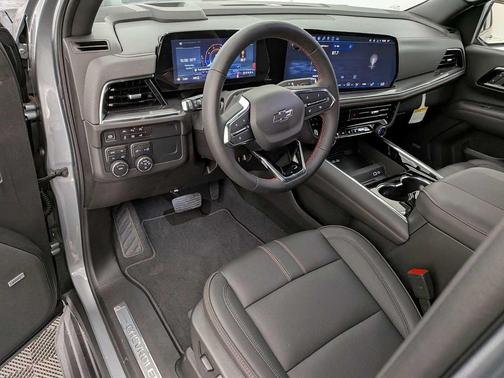 2025 Chevrolet Tahoe 4WD RST