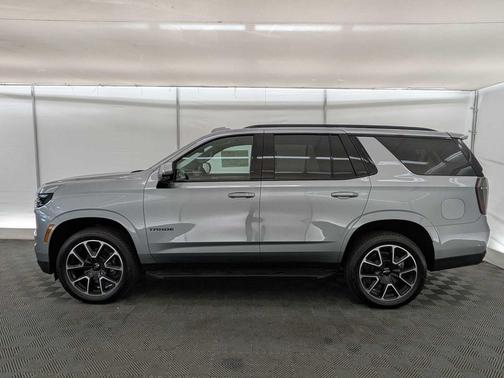 2025 Chevrolet Tahoe 4WD RST