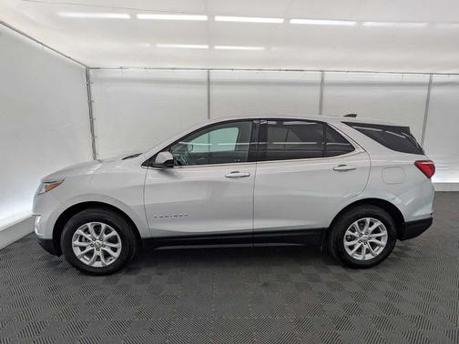 Silver Ice Metallic 2019 Chevrolet Equinox 1LT