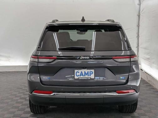 2022 Jeep Grand Cherokee 4xe Base