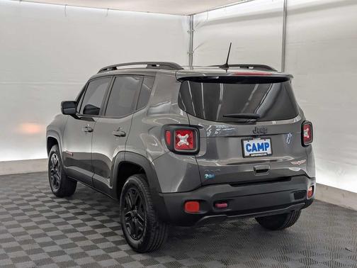 2018 Jeep Renegade Trailhawk