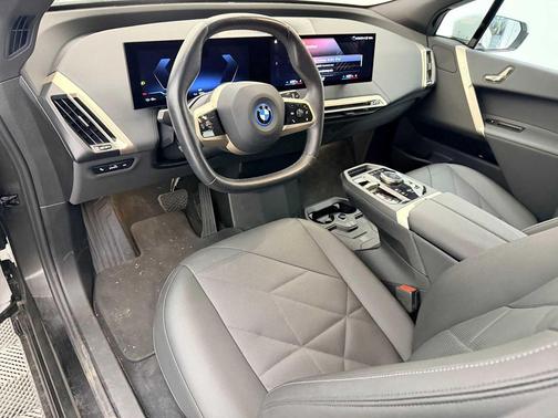 2023 BMW iX xDrive50