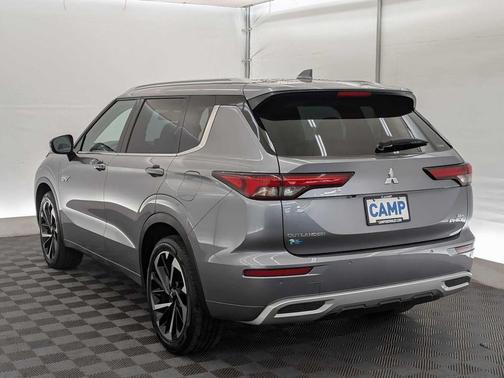 2023 Mitsubishi Outlander PHEV SEL