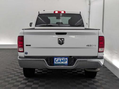 Bright White Clearcoat 2021 RAM 1500 Classic SLT