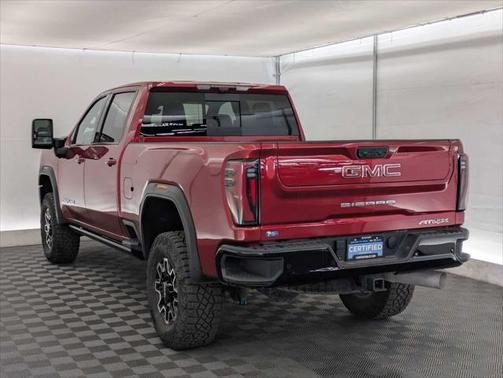 2024 GMC Sierra 2500 AT4