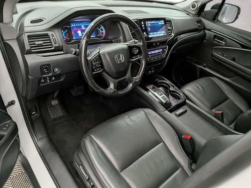 2021 Honda Pilot Touring 8-Passenger