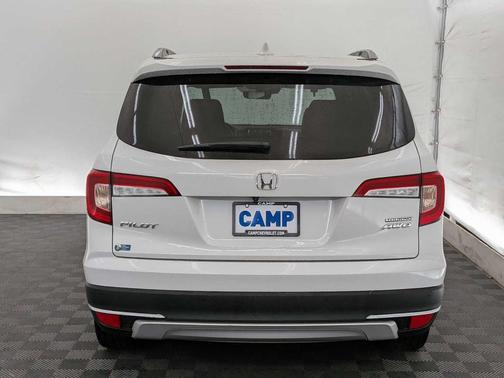 2021 Honda Pilot Touring 8-Passenger