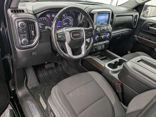 Black 2020 GMC Sierra 1500 Elevation