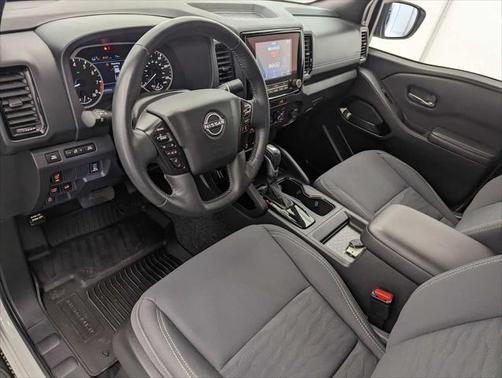 2023 Nissan Frontier Crew Cab 4x4 Auto Long Bed