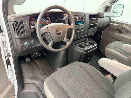 2024 GMC Savana 2500 Work Van