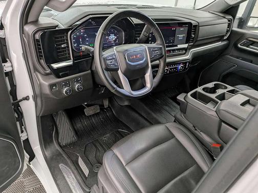 2025 GMC Sierra 3500 SLT