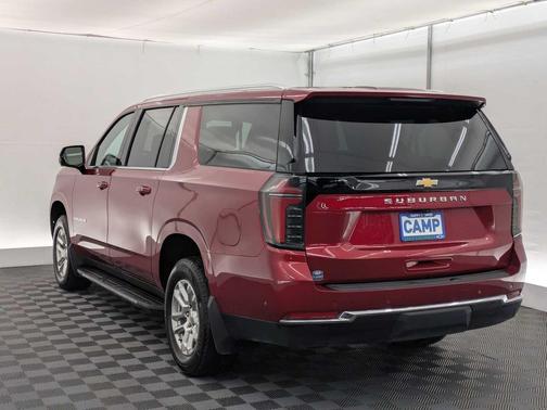 2025 Chevrolet Suburban LS