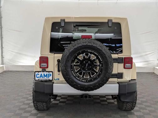 2011 Jeep Wrangler Unlimited Sahara