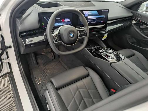 2025 BMW 530 xDrive