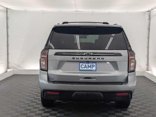 Sterling Gray Metallic 2024 Chevrolet Suburban 4WD Z71