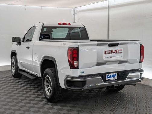 2024 GMC Sierra 1500 Pro