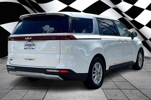 2023 Kia Carnival LX