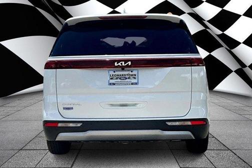 2023 Kia Carnival LX