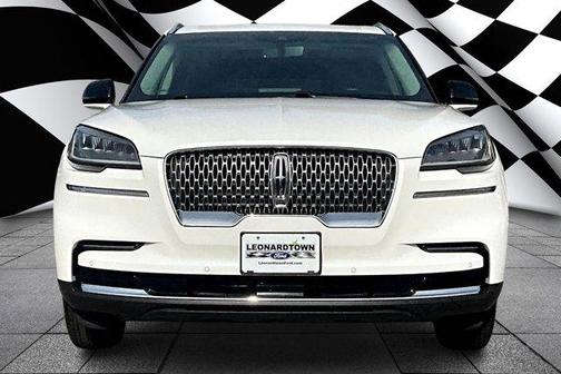 2022 Lincoln Aviator Standard AWD