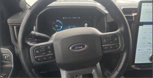 2023 Ford F-150 Lightning LARIAT