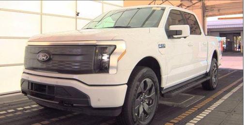 2025 Ford F-150 Lightning LARIAT