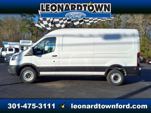 2025 Ford Transit-250 148 WB Medium Roof Cargo